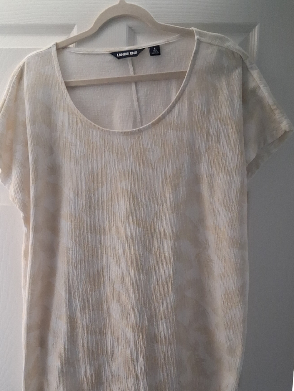 LANDS' END Short Sleeve Ree With Palm Design.  Size Large (14-16)